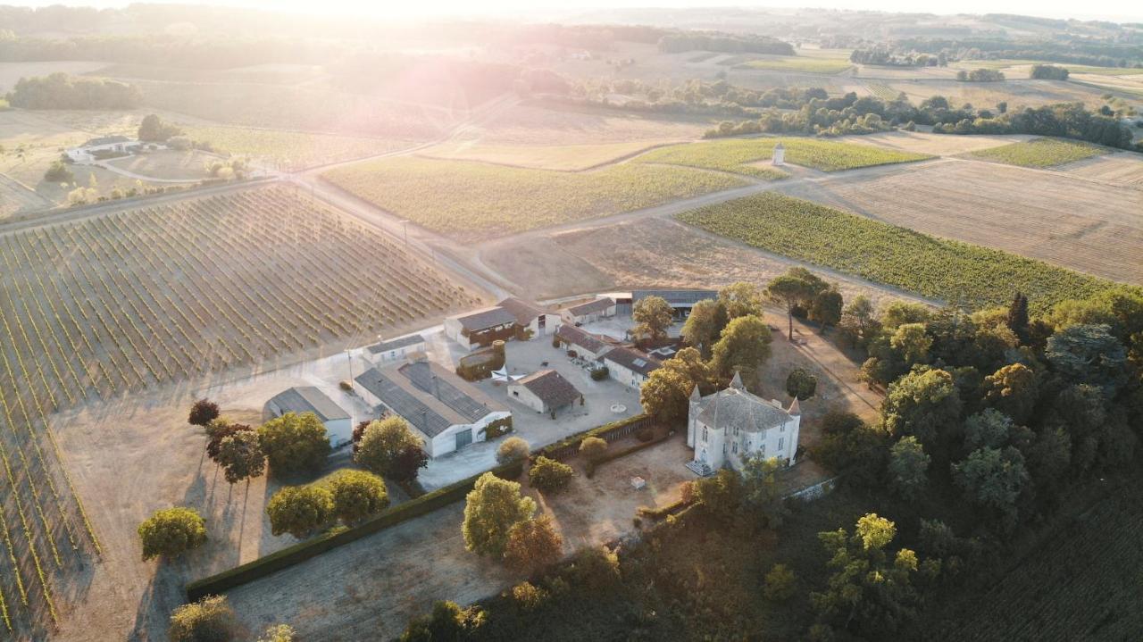Thénac Gites Du Chateau De Panisseau المظهر الخارجي الصورة
